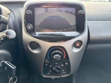 Toyota Aygo II Hatchback 3d Facelifting 1.0 VVT-i 72KM 2019 Toyota Aygo 1.0 VVT-i X-play II (2014-) 1.0 VVT-i, zdjęcie 15