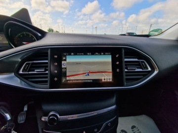 Peugeot 2016 Peugeot 308 1.2 115PS Po Liftingu Ksenon Kamera Navi Gwarancja 1.2 Benzyna, zdjęcie 16
