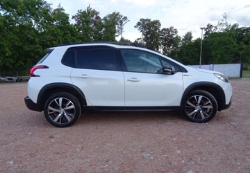 Peugeot 2008 I SUV Facelifting 1.2 PureTech 130KM 2016 Peugeot 2008 1.2 benzyna GT, klima, alu, zarejestrowany 1.2 Benzyna 130KM, zdjęcie 5