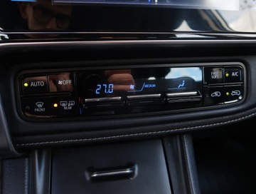 Toyota Auris II Touring Sports Facelifting 1.6 Valvematic 132KM 2015 Toyota Auris 1.6 Valvematic, Salon Polska, zdjęcie 20