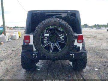 Jeep Wrangler III Unlimited Facelifting 3.6 V6 286KM 2018 Jeep Wrangler Unlimited Sport S 4x4 2018 3.6 Benzyna 285KM, zdjęcie 3