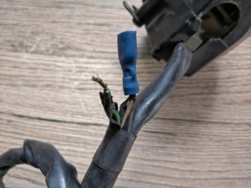 YAMAHA FZR 1000 ПРАВЫЙ ПЕРЕКЛЮЧАТЕЛЬ