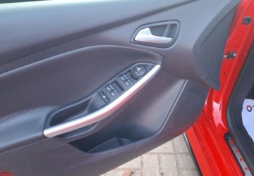Ford Focus III Kombi 2.0 EcoBoost 250KM 2012 Ford Focus ST 452NM305KM 2.0 Benzyna 250KM, zdjęcie 14