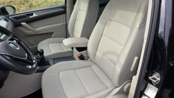 Volkswagen Golf Sportsvan Sportsvan 1.6 TDI BlueMotion 110KM 2015 Volkswagen Golf Sportsvan malutki przebieg 28 tys, zdjęcie 15