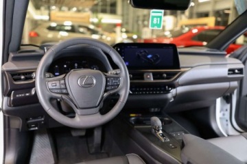 Lexus UX 2024 Lexus UX 300h F Sport Design AWD 2.0 Hybryda 152KM, zdjęcie 19