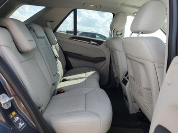 Mercedes Klasa M W166 2014 Mercedes-Benz ML 2014 MERCEDES-BENZ ML 350 silnik 3.5 L 3.5 Benzyna 302KM, zdjęcie 10