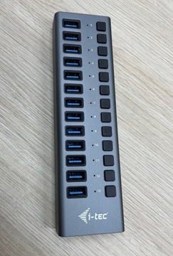 i-tec Charging HUB 13x USB 3.0 60 Вт — идеально подходит для большого офиса