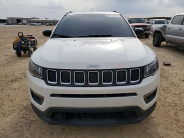 Jeep Compass II 2019 Jeep Compass 2019 JEEP COMPASS SPORT 2.4 Benzyna 180KM, zdjęcie 4