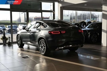 Mercedes GLC C253 SUV 2.0 250 211KM 2019 Mercedes-Benz GLC FV23Reflektory LED StatyczneAktywny Asystent Parkowania, zdjęcie 18