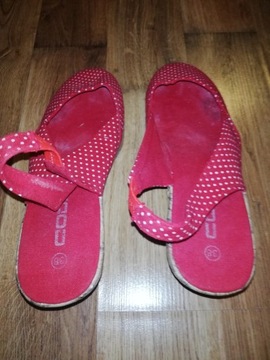 Czerwone damskie buty w groszki firmy Code rozm 38