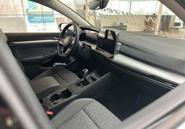 Volkswagen Golf VIII Hatchback Facelifting 1.5 TSI 116KM 2024 Volkswagen Golf Nowy Golf Variant Life 1.5 Benzyna 116KM, zdjęcie 6