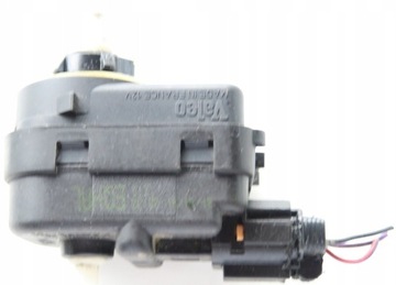 SILNICZEK LAMPY NISSAN PRIMERA P11 XENON