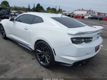 Chevrolet Camaro VI 2022 Chevrolet Camaro ZL1 2022 6.2l 6.2 Benzyna 650KM, zdjęcie 3