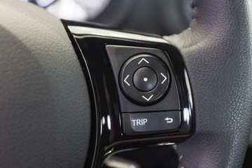 Toyota Yaris III Hatchback 5d Facelifting 2017 1.5 Hybrid 100KM 2018 Toyota Yaris Hybrid 100 Selection 1.5 Hybryda 100KM, zdjęcie 34