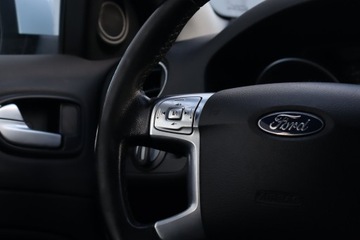 Ford Mondeo IV Hatchback 2.0 Duratec Flexifuel 145KM 2010 Ford Mondeo 2.0 16V, Klima, Klimatronic, zdjęcie 16