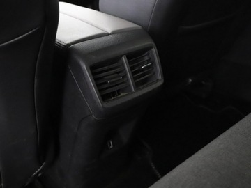 Citroen C5 Aircross SUV 1.2 PureTech 130KM 2018 Citroen C5 Aircross 1.2T Business Plus Nawigacja, zdjęcie 38