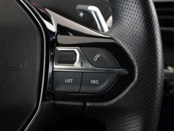 Peugeot 3008 II Crossover 1.6 THP 180KM 2018 Peugeot 3008 1.6T Automat GT Line Nawigacja, zdjęcie 29