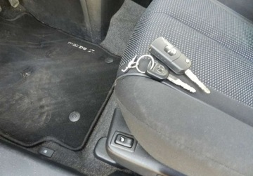 Mazda 2 II Hatchback 5d 1.3 86KM 2010 Mazda 2 ekonomiczna niezawodna 5drzwi Klima 1.3 Benzyna 86KM, zdjęcie 19