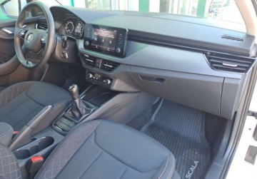 Skoda Scala Hatchback 1.0 TSI 110KM 2023 Skoda Scala Ambition 1,0 TSI 110 KM Salon PL ASO VAT-23 Benzyna 110KM, zdjęcie 9