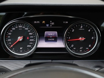 Mercedes Klasa E W213 All-Terrain 2.0 220d 194KM 2017 Mercedes E E 220 d 4MATIC, 1. Właściciel, zdjęcie 9