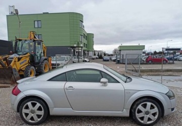 Audi TT 8N Coupe 1.8 T 180KM 1999 Audi TT Coupe Audi TT Coupe 1.8 Benzyna 180KM, zdjęcie 4
