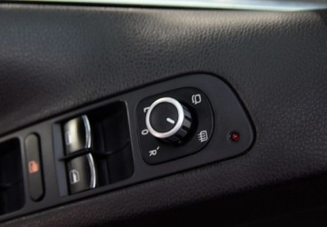 Volkswagen Tiguan I SUV Facelifting 1.4 TSI BlueMotion 160KM 2012 Volkswagen Tiguan Tiguan_Panoramiczny dach_Alufelgi17_Podgrzewane fotele, zdjęcie 25