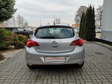 Opel Astra J Hatchback 5d 1.6 Twinport ECOTEC 115KM 2012 Opel Astra 1,6 16v 116KM Klima Isofix Tempomat, zdjęcie 6