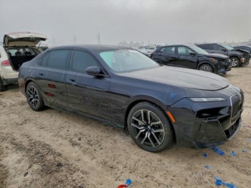 BMW Seria 7 G70 2024 BMW Seria 7 BMW serii 7 760i xDrive Sedan z 2024 roku , od ubezpieczalni, zdjęcie 1