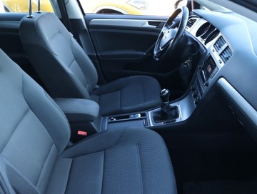 Volkswagen Golf VII Variant 1.6 TDI CR DPF BlueMotion Technology 105KM 2014 VW Golf 1.6 TDI, Xenon, Bi-Xenon, Klima, zdjęcie 8