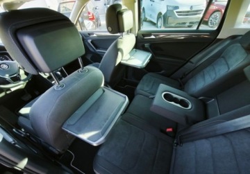 Volkswagen Tiguan II SUV 1.5 TSI EVO 150KM 2020 Volkswagen Tiguan Highline Pakiety, ACC, Podgrzewane fotel, GPS, Kamera c, zdjęcie 18