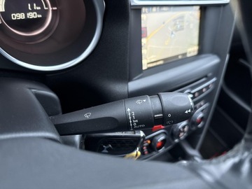 DS 4 I Hatchback Facelifting 2015 (Citroen) 1.6 VTi 120KM 2015 Citroën DS4 1.6 VTi SoChic 1.6 VTi SoChic, zdjęcie 21