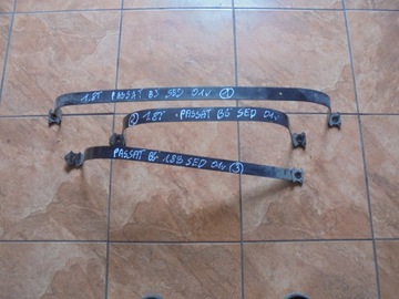 DRŽÁK OBJÍMKA NÁDRŽE PASSAT B5 1.8T 01' SEDAN