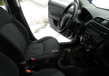 Mitsubishi Space Star Hatchback 5d 1.0 71KM 2014 Mitsubishi Space Star SERWISOWANY Zarejestrowany tani ekonomiczny Benzyna, zdjęcie 10