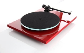 Rega Planar 3 (Exact) Глянцевый красный / P3