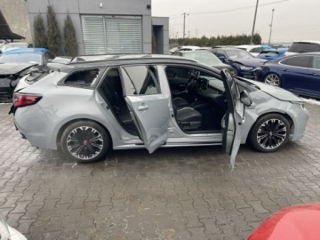 Toyota Corolla XII TS Kombi 1.8 Hybrid 122KM 2022 Toyota Corolla PL GR Sport Hybryda Automat Kamera, zdjęcie 4