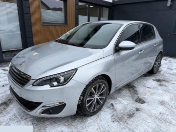 Peugeot 308 II Hatchback 5d 1.2 PureTech 130KM 2014 Peugeot 308 1.2 PureTech 130KM GPF EAT8 Stop&amp;Start Tech Edition 2014r, zdjęcie 12