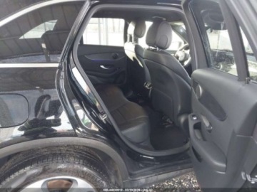 Mercedes GLC C254/X254 2022 Mercedes-Benz GLC 4Matic 2022 2.0 Benzyna 255KM, zdjęcie 14