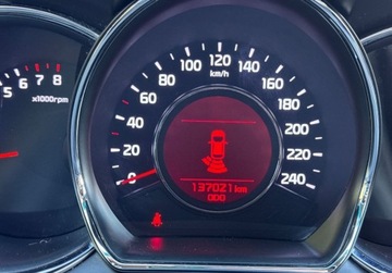 Kia Ceed II Kombi 1.4 DOHC 100KM 2014 Kia Ceed 1,4 100KM Navi Kamera Climatronic Bezwypadkowy SERWIS Dla wymagaja, zdjęcie 32