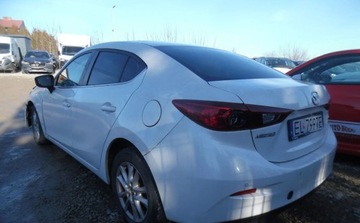 Mazda 3 III Sedan 2.0 SKYACTIV-G 120KM 2014 Mazda 3 2014r, Salonowy, 2.0 Benzyna. Uszkodzony prawy przod. 2.0 Benzyna, zdjęcie 2