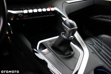 Peugeot 3008 II Crossover 1.5 BlueHDI 130KM 2018 Peugeot 3008 Peugeot 3008 1.5 BlueHDi Allure SampS 1.5 Diesel 130KM, zdjęcie 25