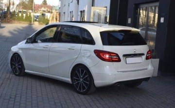 Mercedes Klasa B W246 Sports Tourer 200 CDI BlueEFFICIENCY 136KM 2014 Mercedes-Benz Klasa B Mercedes-Benz Klasa B 1.8 Diesel 136KM, zdjęcie 26