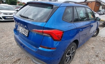 Skoda Kamiq 2023 Skoda Kamiq 2023r, 1.0 TSI. Uszkodzony przod i lewy bok. Faktura VAT 23 b