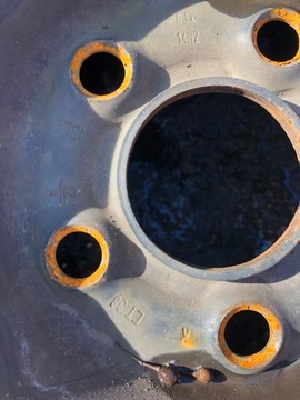 RÁFKY KOLA PÉRA 5X100 14 OCTAVIA GOLF IV BORA LEON A3 PĚKNÝ