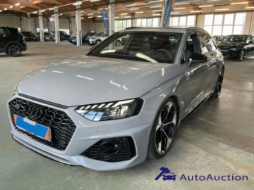 Audi A4 B9 RS4 Avant Facelifting 2.9 TFSI 450KM 2023 Audi RS 4 2.9 TFSI quattro