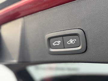 Volvo XC40 Crossover Facelifting 2.0 B3 163KM 2025 Volvo XC 40 B3 Core | Fusion Red | BLIS | Serwis A, zdjęcie 29