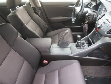 Honda Accord VIII Sedan 2.0 VTEC 156KM 2014 Honda Accord 2.0 i-VTEC, GAZ, Xenon, Bi-Xenon, zdjęcie 8