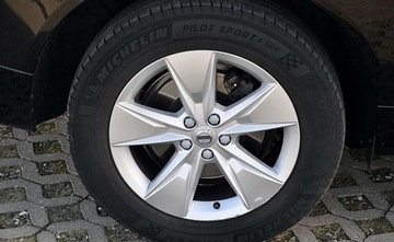 Volvo XC60 II 2021 Volvo XC 60 Volvo XC 60 B4 B Geartronic Momentum Pro 2.0 Benzyna 197KM, zdjęcie 9