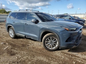 Toyota 2024 Toyota Grand Highlander 2024 r., 2,4L XLE 2.4 Benzyna 262KM, zdjęcie 2