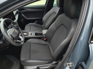 Cupra Formentor Crossover 1.5 TSI 150KM 2024 Cupra Formentor serwis ASO 1.5eTSI 150KM bezwypadkowy pakiety FullLink Amb, zdjęcie 2
