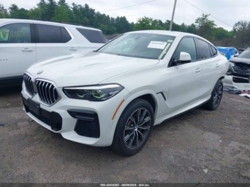 BMW X6 G06 2022 BMW X6 xDrive40i 2022 3.0l 3.0 Benzyna 335KM, zdjęcie 1